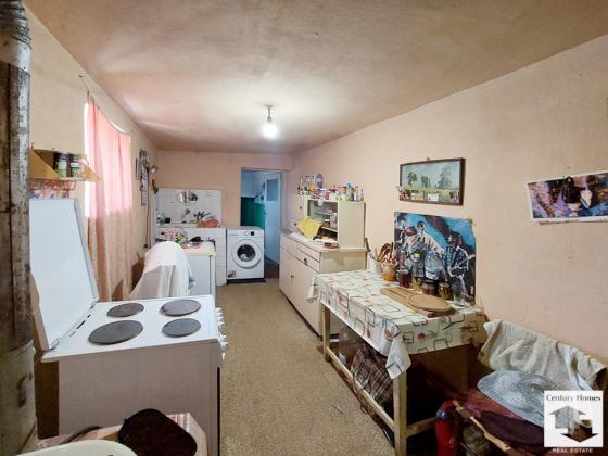 Image No.9-4 Bed House for sale