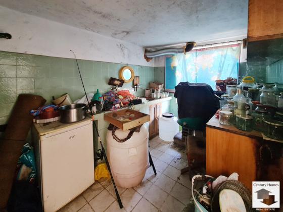 Image No.14-4 Bed House for sale