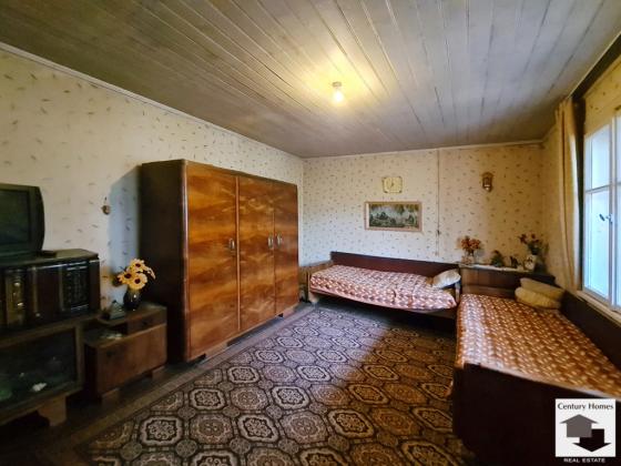 Image No.13-3 Bed House for sale