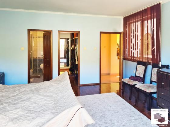 Image No.12-3 Bed House for sale