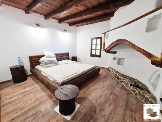 Image No.11-4 Bed House for sale