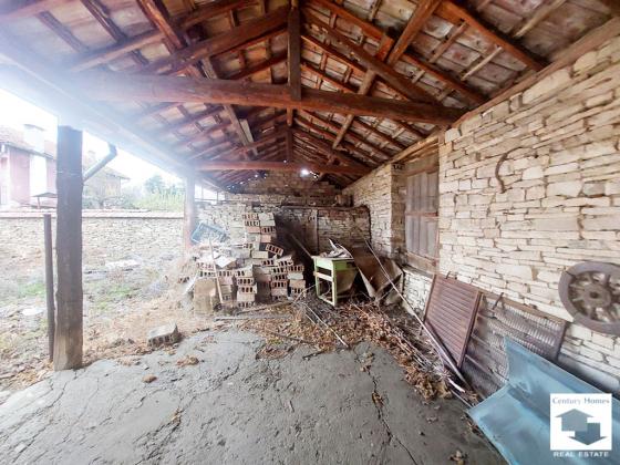 Image No.20-1 Bed House for sale