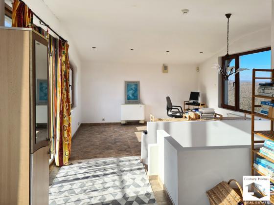 Image No.20-2 Bed House for sale