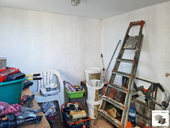 Image No.25-2 Bed House for sale