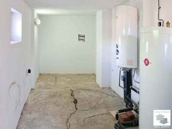 Image No.26-2 Bed House for sale