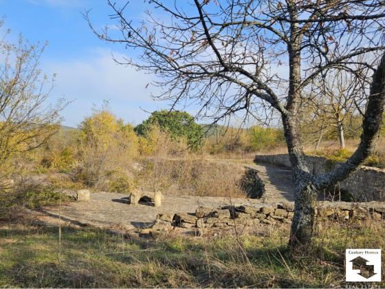 Image No.30-2 Bed House for sale