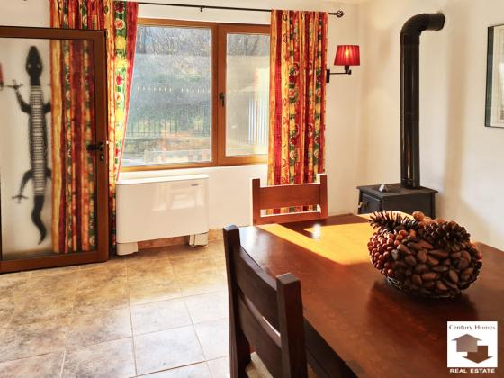 Image No.9-2 Bed House for sale