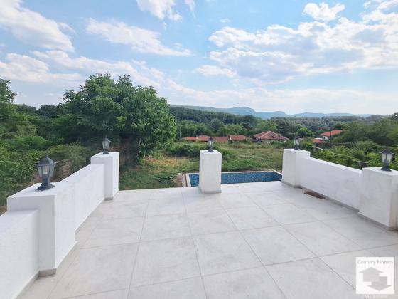 Image No.21-3 Bed House for sale