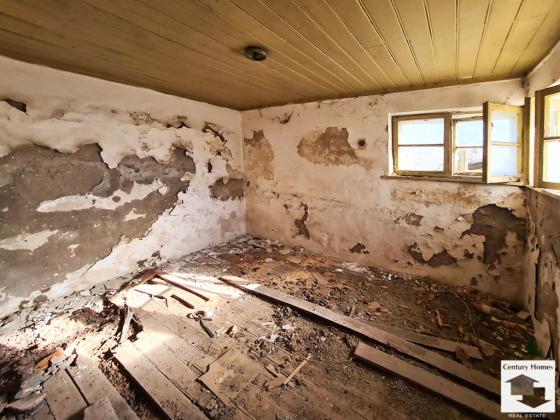 Image No.11-3 Bed House for sale