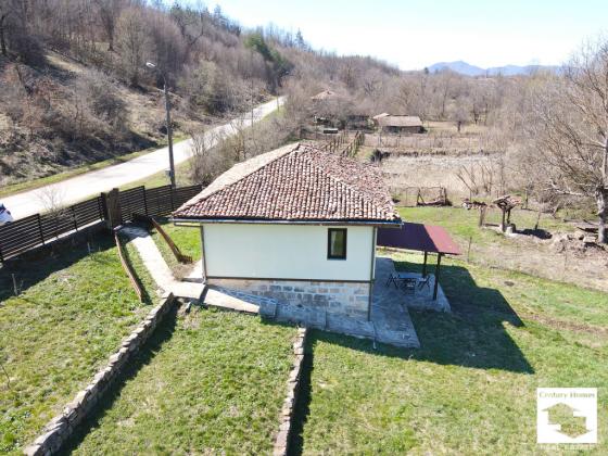 Image No.12-2 Bed House for sale