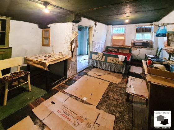 Image No.10-3 Bed House for sale