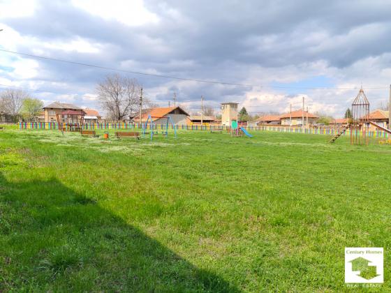 Image No.18-3 Bed House for sale