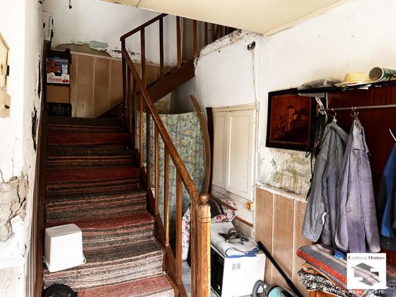 Image No.11-3 Bed House for sale