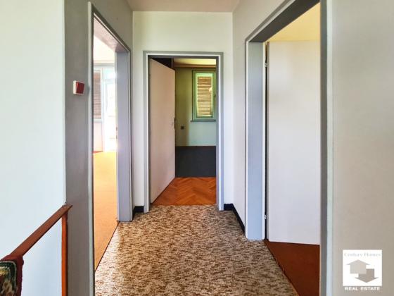 Image No.12-2 Bed House for sale