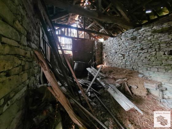 Image No.21-4 Bed House for sale