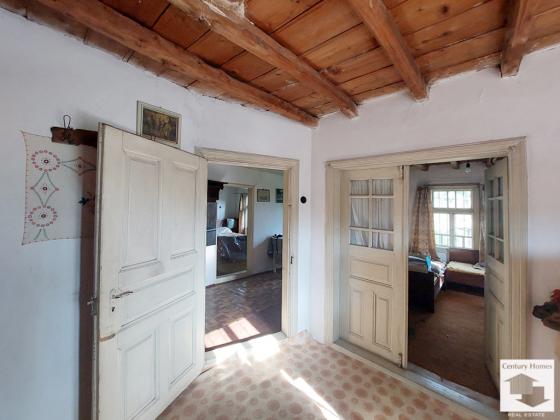 Image No.9-4 Bed House for sale