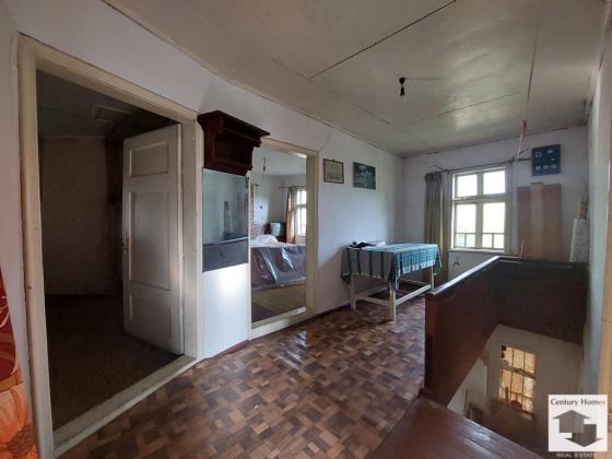 Image No.10-4 Bed House for sale