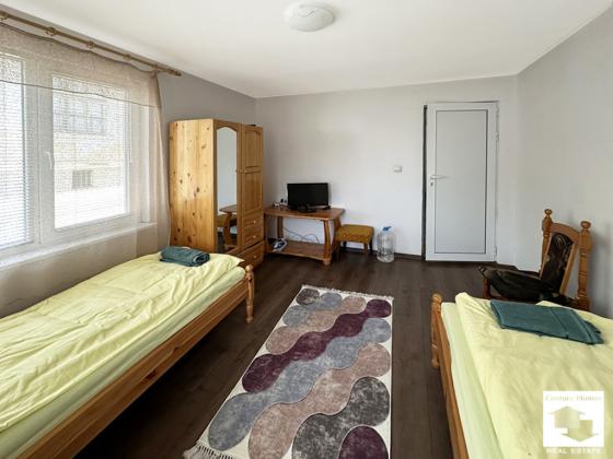 Image No.7-3 Bed House for sale