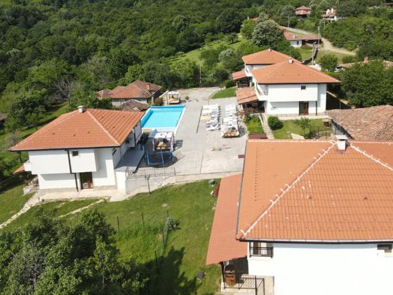 Image No.22-12 Bed House for sale