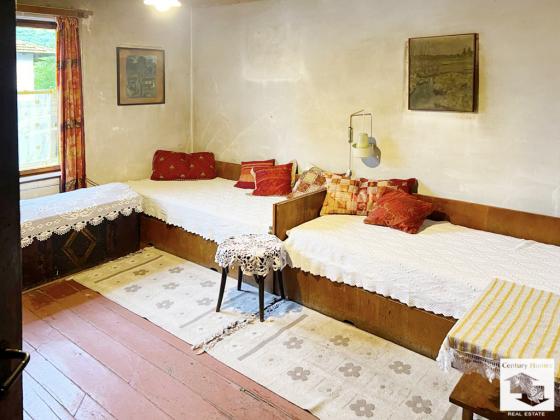 Image No.8-3 Bed House for sale