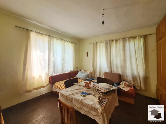 Image No.6-4 Bed House for sale