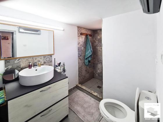 Image No.9-3 Bed House for sale