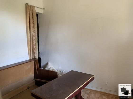 Image No.12-4 Bed House for sale