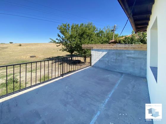 Image No.19-2 Bed House for sale