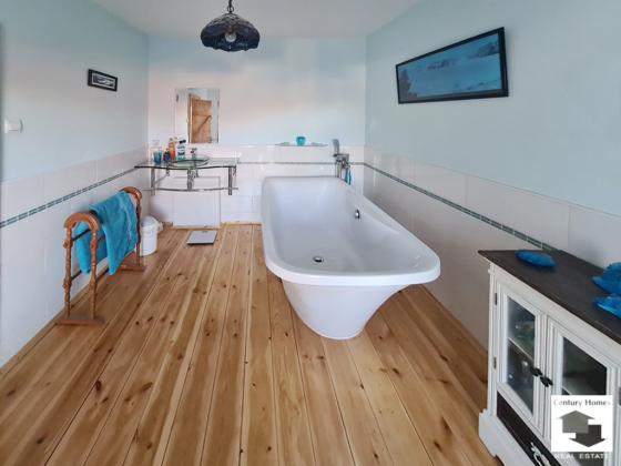 Image No.12-3 Bed House for sale