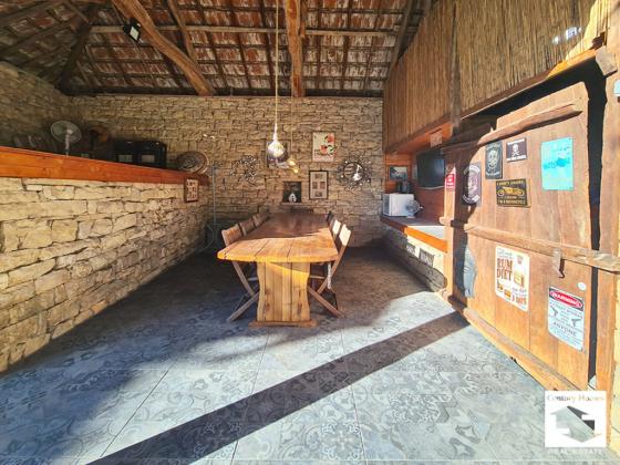 Image No.19-3 Bed House for sale