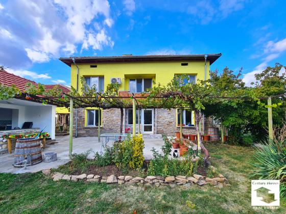 Image No.2-3 Bed House for sale