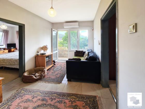 Image No.15-3 Bed House for sale