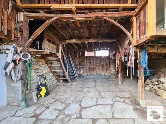 Image No.37-3 Bed House for sale