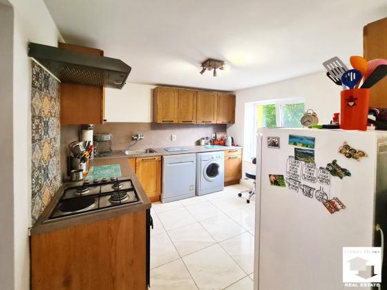 Image No.8-3 Bed House for sale