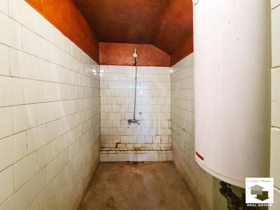 Image No.19-3 Bed House for sale