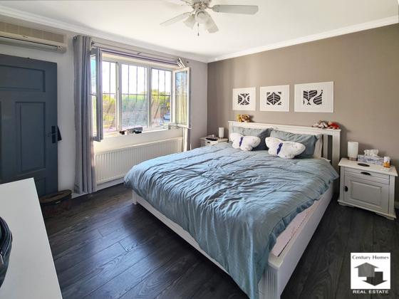 Image No.16-3 Bed House for sale