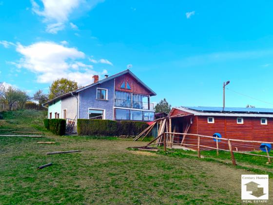 Image No.2-4 Bed House for sale