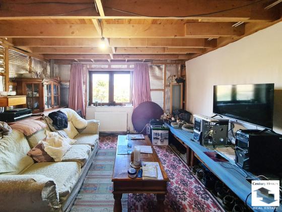 Image No.10-4 Bed House for sale