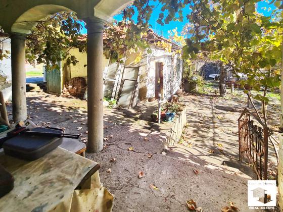 Image No.13-3 Bed House for sale