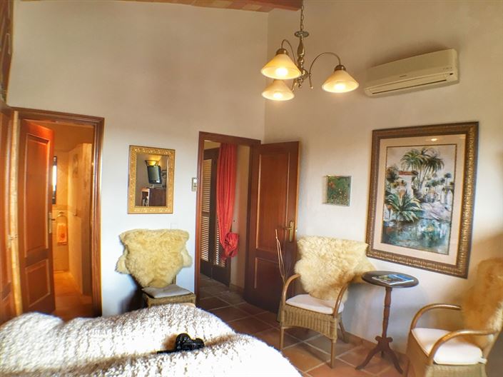 Image No.37-4 Bed Villa for sale