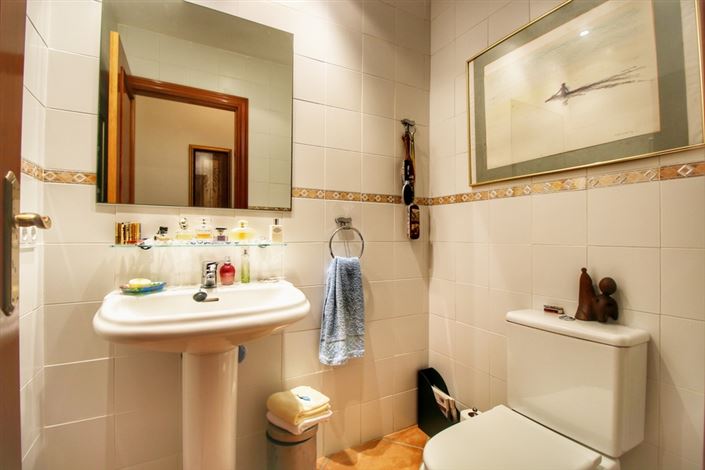 Image No.38-4 Bed Villa for sale