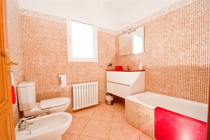 Image No.17-7 Bed Villa for sale