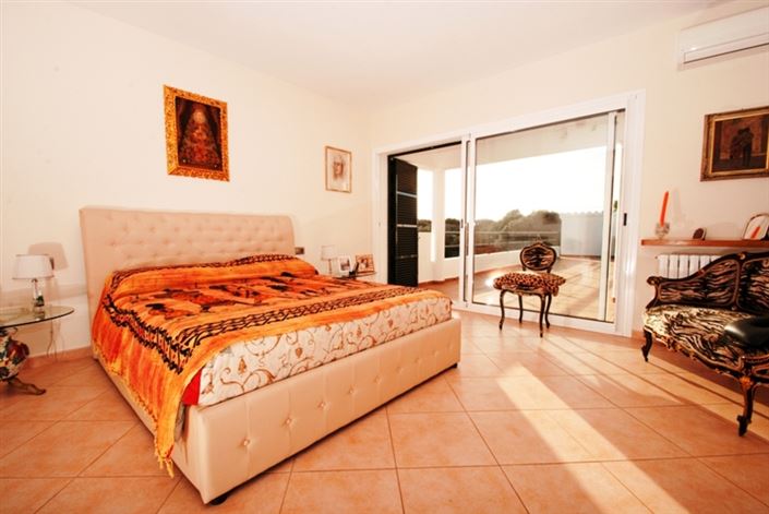 Image No.22-7 Bed Villa for sale