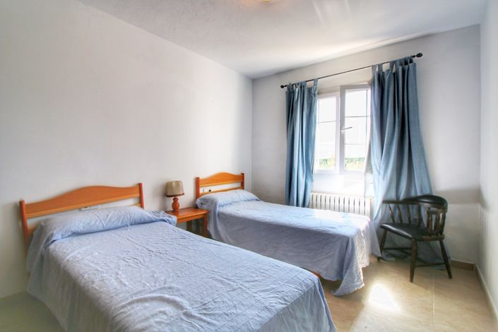 Image No.12-3 Bed Villa for sale