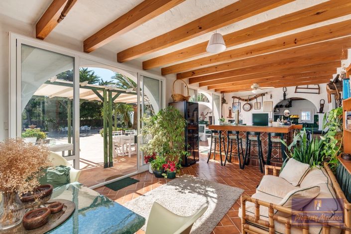 Image No.11-12 Bed Villa for sale