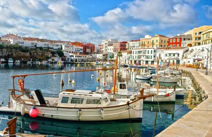 Image No.28-4 Bed Townhouse for sale