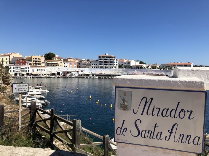 Image No.30-4 Bed Townhouse for sale