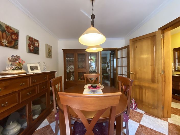 Image No.6-4 Bed Townhouse for sale