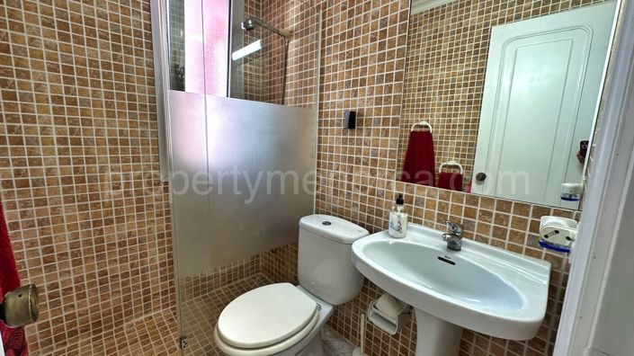 Image No.11-5 Bed Villa for sale