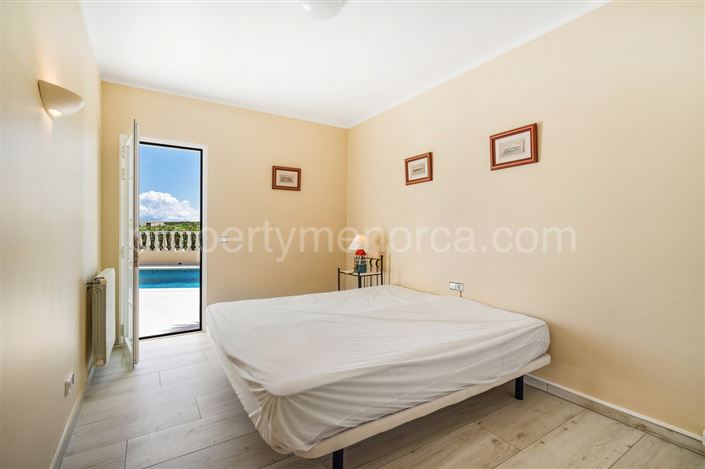 Image No.12-4 Bed Villa for sale